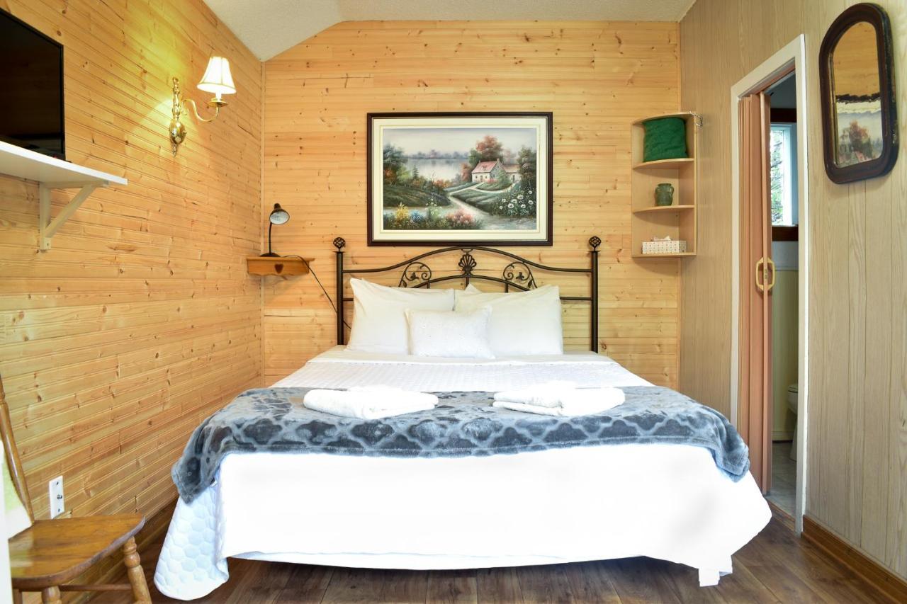 Complexe d'hébergement la Maison touristique Dugas Caraquet Exterior foto
