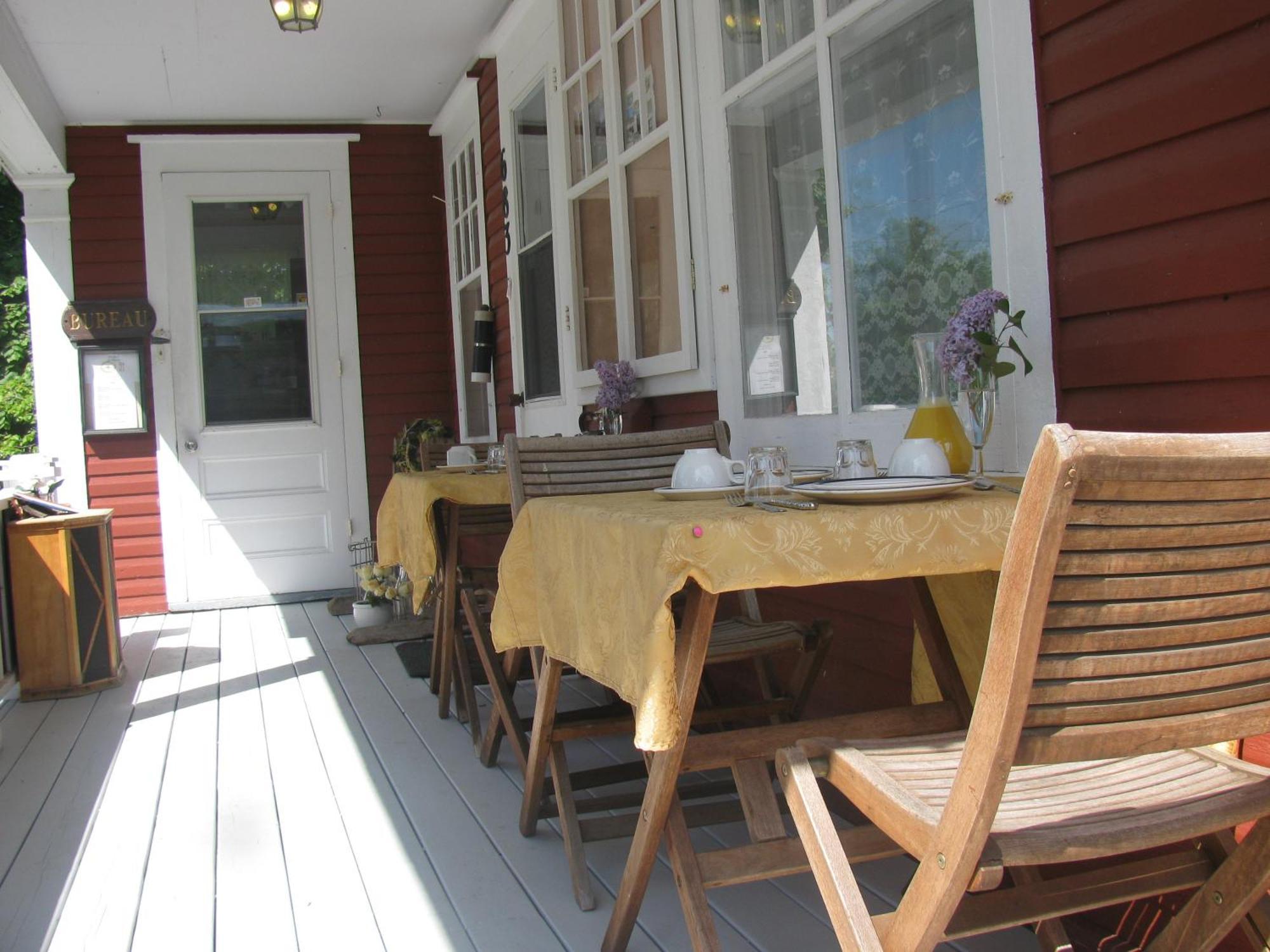 Complexe d'hébergement la Maison touristique Dugas Caraquet Exterior foto
